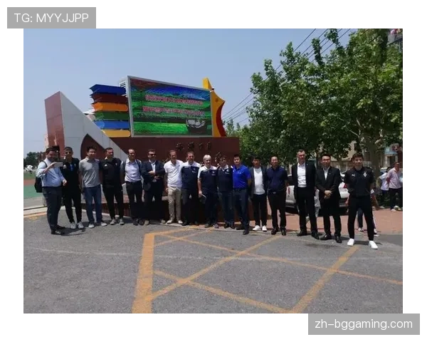 西甲基金会向青训学院捐赠智能训练设备